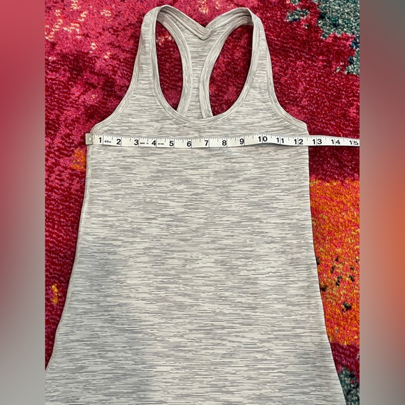 Lululemon tank top - Size 4 - Picture 3 of 7